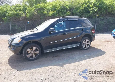 2011 Mercedes-Benz Ml 350 4Matic z USA, uszkodzony, nr VIN 4JGBB8GB2BA661269